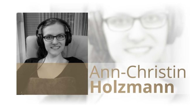 Ann-Christin-Holzmann Studentin nutzt Schallpause zum Lernen