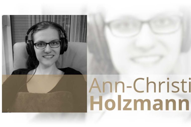 Ann-Christin-Holzmann Studentin nutzt Schallpause zum Lernen