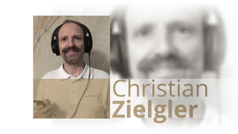 Osteopath Chrisitian Ziegler nutzt Schallpause